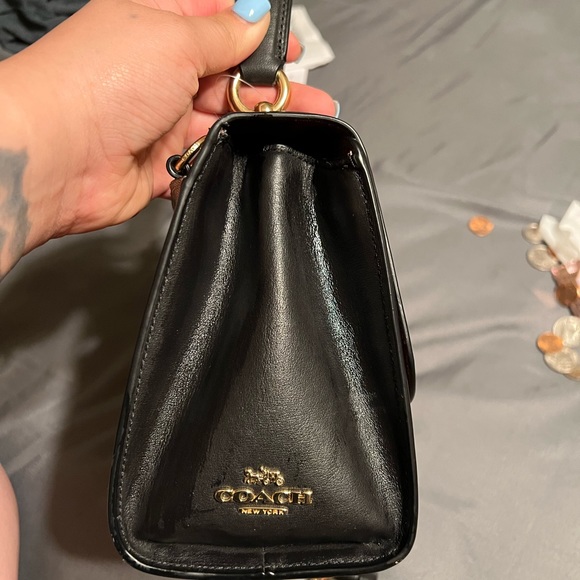 *SOLD* Coach tilly top handle - Picture 7 of 10